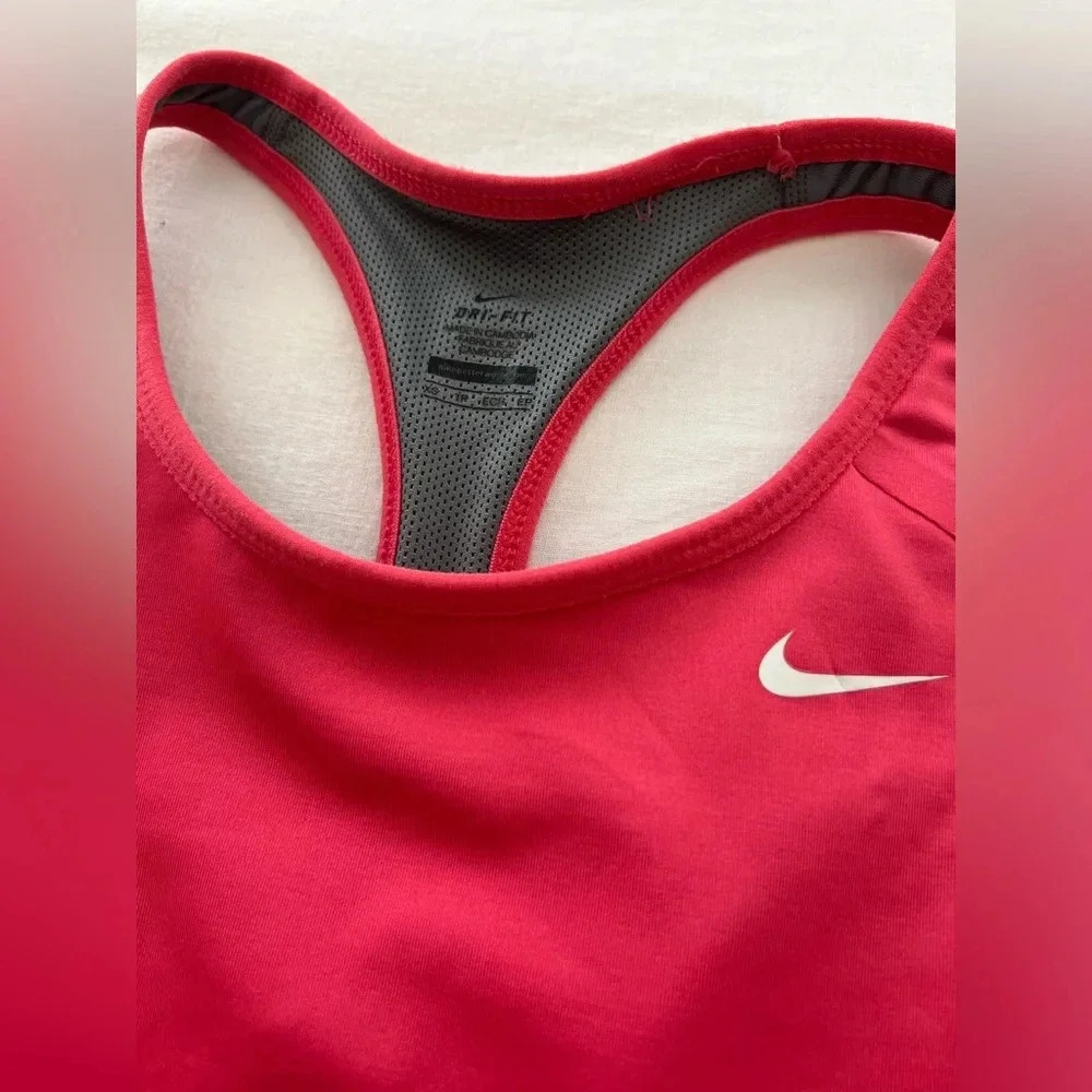 Nike | Racerback Tank Top with Support - Size XS - Picture 3 of 5